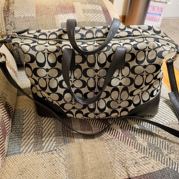 Coach Handbags - Large Coach bag